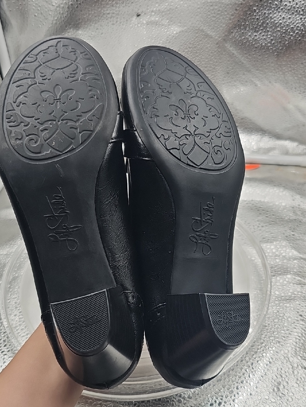 P Black Leather Womens Heeled Loafer Sz 8 Life Stride - Picture 5 of 5